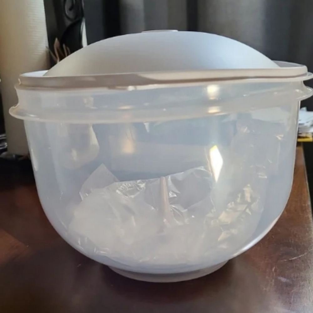 Tupperware Super Crisp It Lettuce Keeper Container Bowl White Seal Crispy Fresh! - Picture 5 of 12